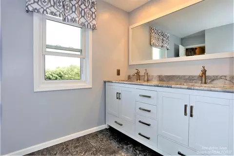 7660 Warner Rd, Saline, MI 48176 photo 32