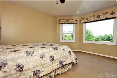 7660 Warner Rd, Saline, MI 48176 photo 28