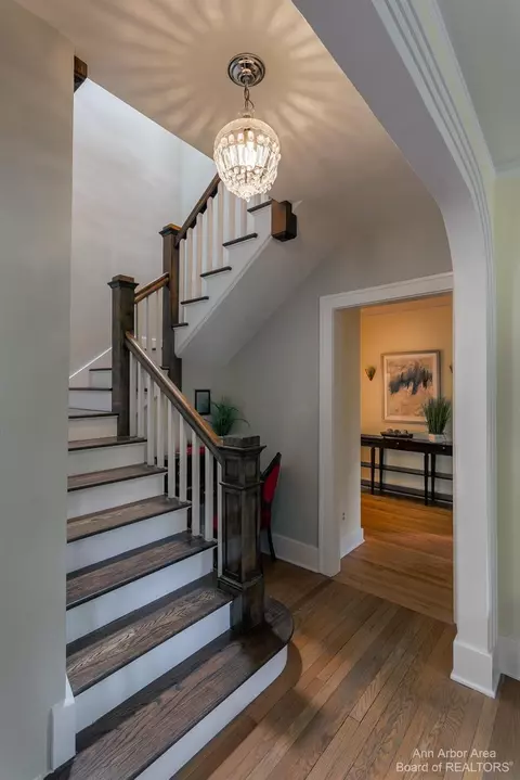 2475 Devonshire Rd, Ann Arbor, MI 48104 photo 18