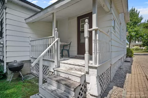 210 E Henry St, Saline, MI 48176 photo 29