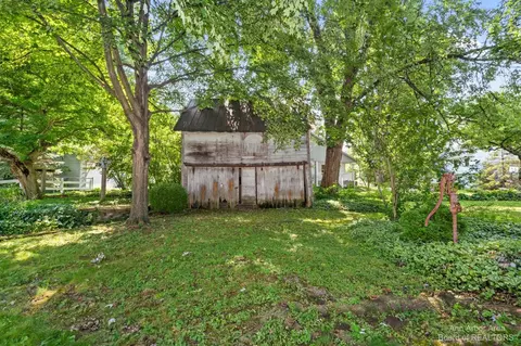 210 E Henry St, Saline, MI 48176 photo 23