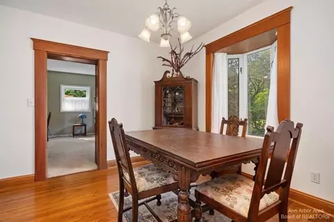 210 E Henry St, Saline, MI 48176 photo 9