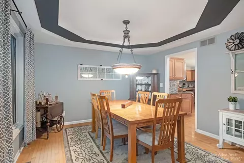 490 Canberra Ct, Saline, MI 48176 photo 13