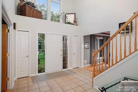 490 Canberra Ct, Saline, MI 48176 photo 27