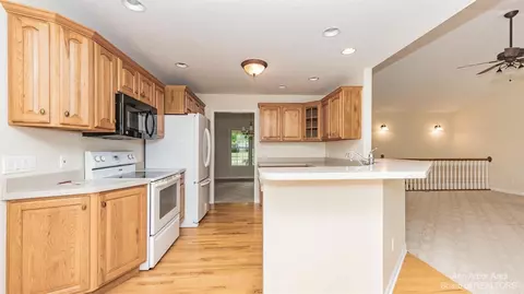 925 N Union St, Tecumseh, MI 49286 photo 18