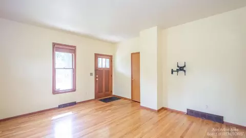 502 Fourth St, Ann Arbor, MI 48103 photo 7