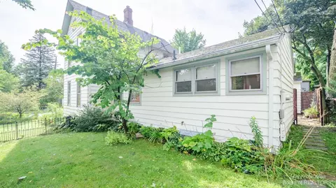 502 Fourth St, Ann Arbor, MI 48103 photo 5