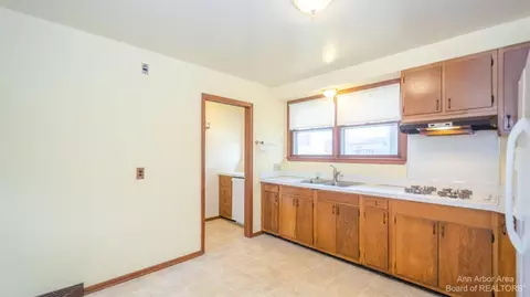 502 Fourth St, Ann Arbor, MI 48103 photo 17