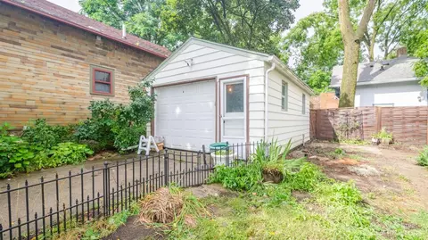 502 Fourth St, Ann Arbor, MI 48103 photo 3