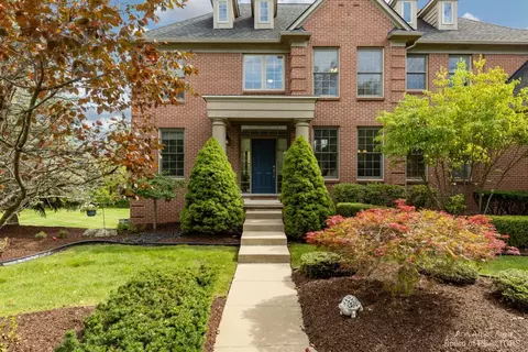 50077 Tottenham Ct, Canton, MI 48187 photo 1