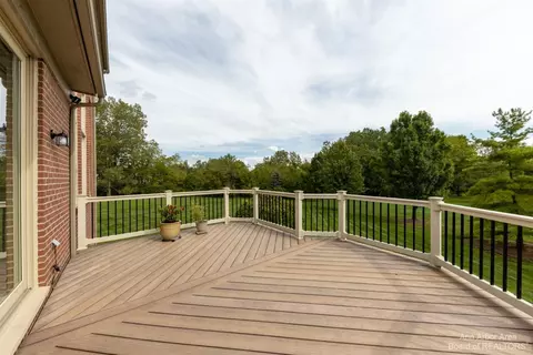 50077 Tottenham Ct, Canton, MI 48187 photo 8
