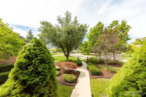 50077 Tottenham Ct, Canton, MI 48187 photo 13