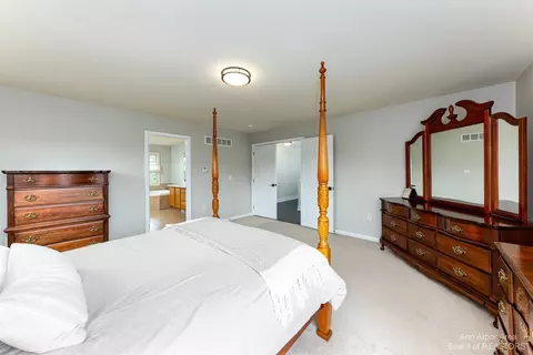 50077 Tottenham Ct, Canton, MI 48187 photo 41