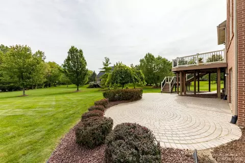 50077 Tottenham Ct, Canton, MI 48187 photo 11