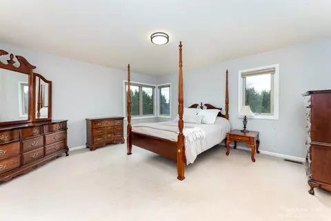 50077 Tottenham Ct, Canton, MI 48187 photo 40