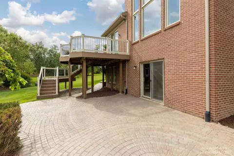 50077 Tottenham Ct, Canton, MI 48187 photo 9