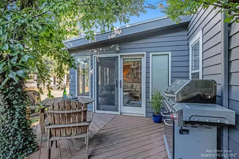 1409 E Stadium Blvd, Ann Arbor, MI 48104 photo 32