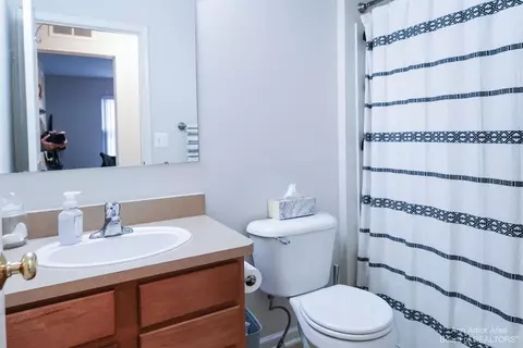 28949 Whitby Dr #2, Romulus, MI 48174 photo 18