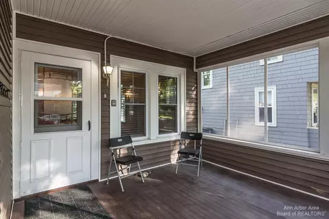 1437 E Park Pl, Ann Arbor, MI 48104 photo 8