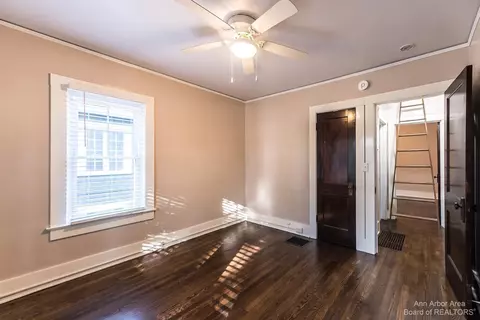 1437 E Park Pl, Ann Arbor, MI 48104 photo 19