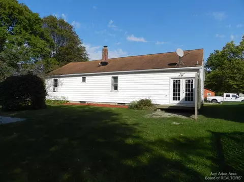 904 State St, Adrian, MI 49221 photo 10