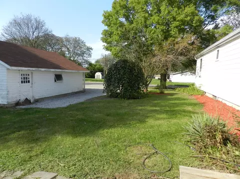 904 State St, Adrian, MI 49221 photo 12