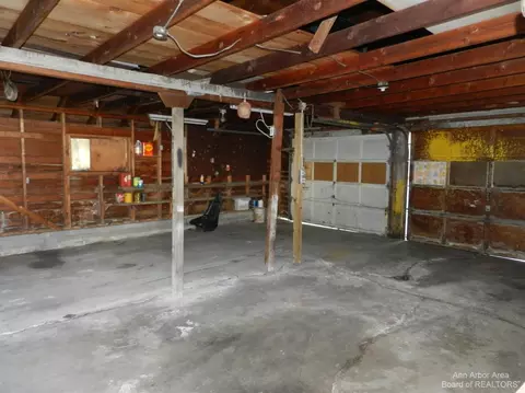 904 State St, Adrian, MI 49221 photo 31