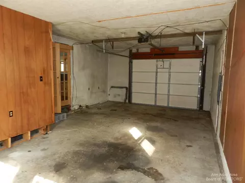 904 State St, Adrian, MI 49221 photo 30