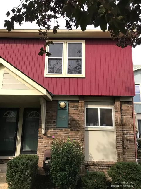 253 N Maple Rd, Saline, MI 48176 photo 1