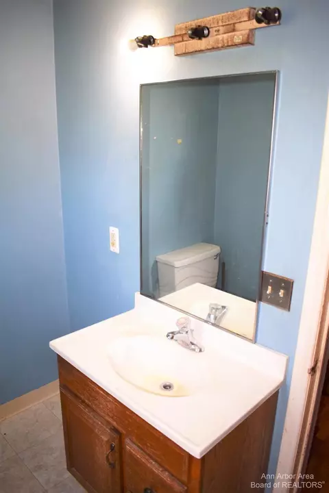 9160 Bunton Rd, Willis, MI 48191 photo 19