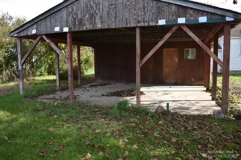 9160 Bunton Rd, Willis, MI 48191 photo 30