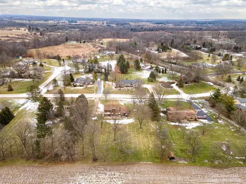 9856 James Dr, Saline, MI 48176 photo 14