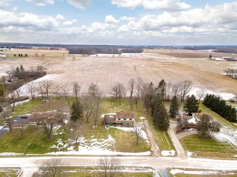 9856 James Dr, Saline, MI 48176 photo 55