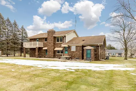 9856 James Dr, Saline, MI 48176 photo 7