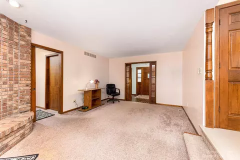 9856 James Dr, Saline, MI 48176 photo 30