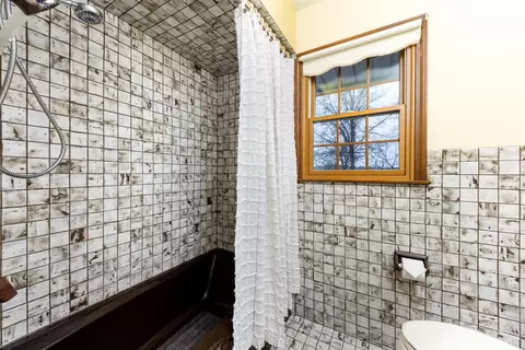 9856 James Dr, Saline, MI 48176 photo 41