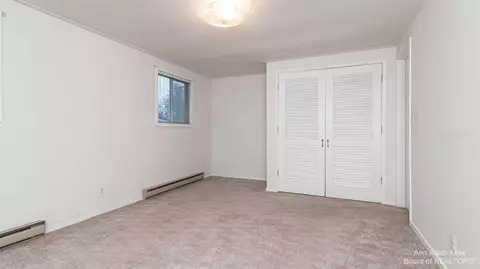 1411 E Park Pl, Ann Arbor, MI 48104 photo 30