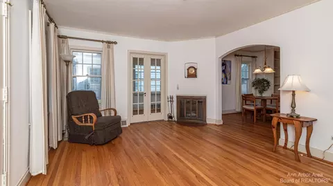 1411 E Park Pl, Ann Arbor, MI 48104 photo 15