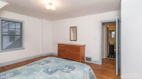 1411 E Park Pl, Ann Arbor, MI 48104 photo 29