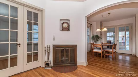 1411 E Park Pl, Ann Arbor, MI 48104 photo 14