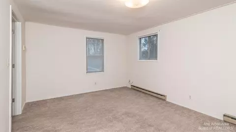 1411 E Park Pl, Ann Arbor, MI 48104 photo 31