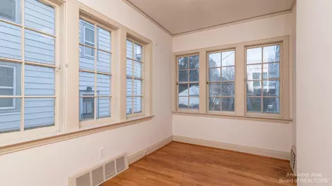 1411 E Park Pl, Ann Arbor, MI 48104 photo 19