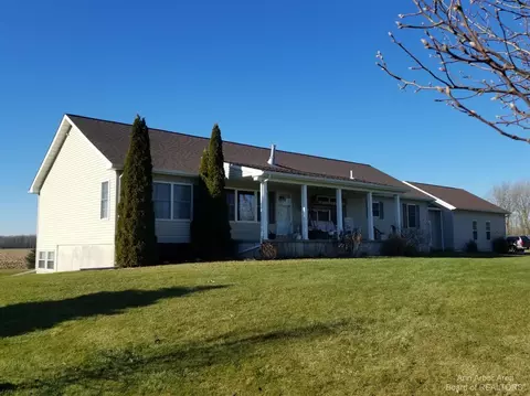 11270 Hitchingham Rd, Milan, MI 48160 photo 1