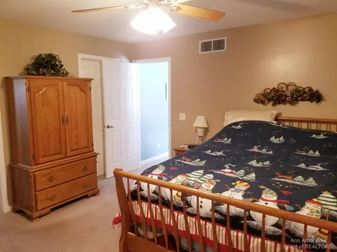 11270 Hitchingham Rd, Milan, MI 48160 photo 28