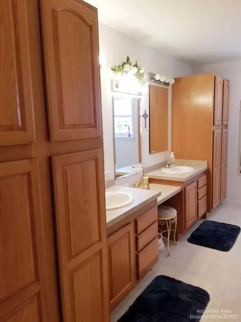11270 Hitchingham Rd, Milan, MI 48160 photo 35