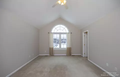 5358 Falling Leaf Dr, Ann Arbor, MI 48108 photo 18