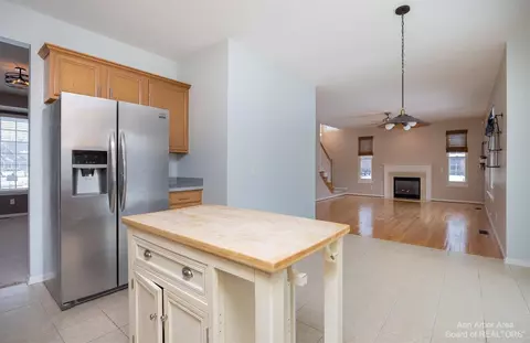 5358 Falling Leaf Dr, Ann Arbor, MI 48108 photo 10