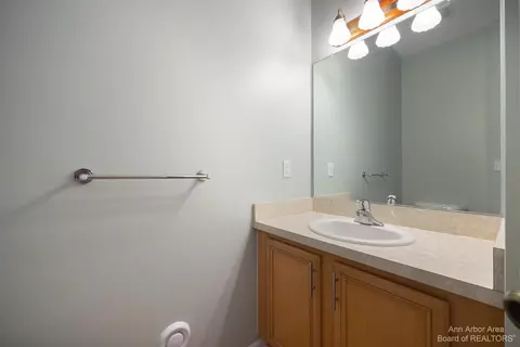 5358 Falling Leaf Dr, Ann Arbor, MI 48108 photo 35