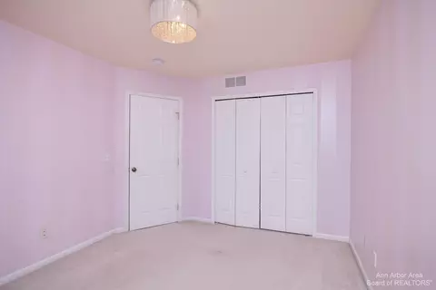 5358 Falling Leaf Dr, Ann Arbor, MI 48108 photo 23
