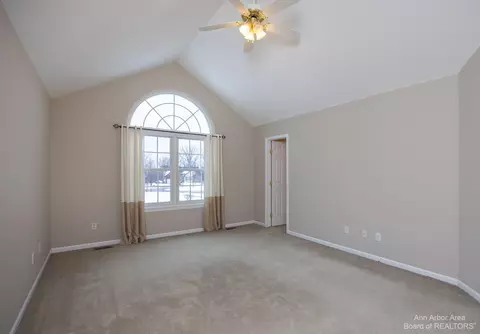 5358 Falling Leaf Dr, Ann Arbor, MI 48108 photo 17